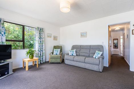 Photo of property in 2/3 Park Road, Paraparaumu Beach, Paraparaumu, 5032