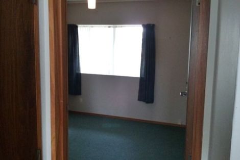 Photo of property in 18 Papakowhai Court, West End, Palmerston North, 4412