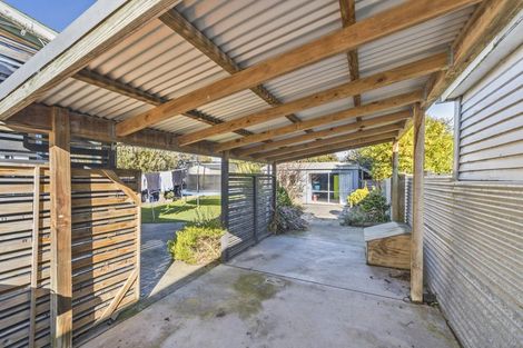 Photo of property in 22 Milverton Avenue, Hokowhitu, Palmerston North, 4410