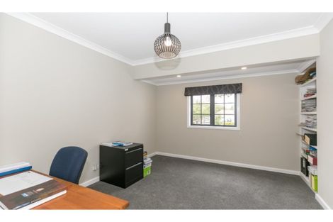 Photo of property in 5 Casey Avenue, Fairfield, Hamilton, 3214