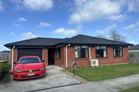 Photo of property in 35 Benjamin Avenue, Rototuna North, Hamilton, 3210