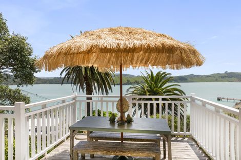 Photo of property in 29 Rose Street, Raglan, 3225