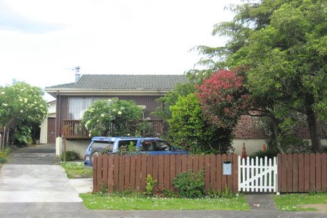 Photo of property in 12 Ririno Place, Manurewa, Auckland, 2102