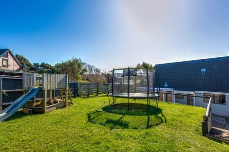 Photo of property in 23 James Cook Drive, Whitby, Porirua, 5024