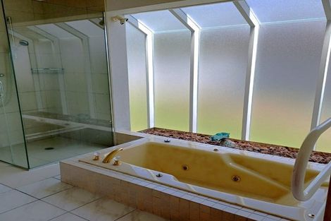 Photo of property in 11 Lilford Place, Half Moon Bay, Auckland, 2012