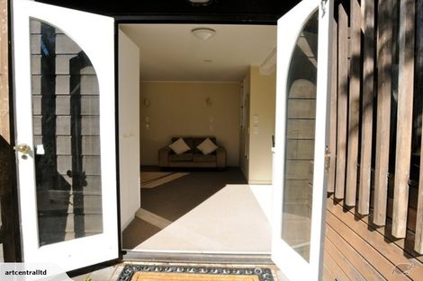 Photo of property in St Marys Close, 15/435 Parnell Road, Parnell, Auckland, 1052
