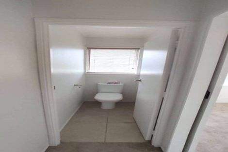 Photo of property in 1/17 Marriott Road, Pakuranga, Auckland, 2010