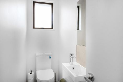 Photo of property in 5 Kaputone Place, Belfast, Christchurch, 8051