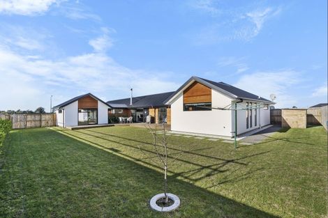 Photo of property in 14 Merino Crescent, Kirwee, 7571