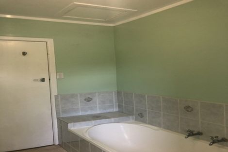 Photo of property in 3 Armagh Road, Blockhouse Bay, Auckland, 0600