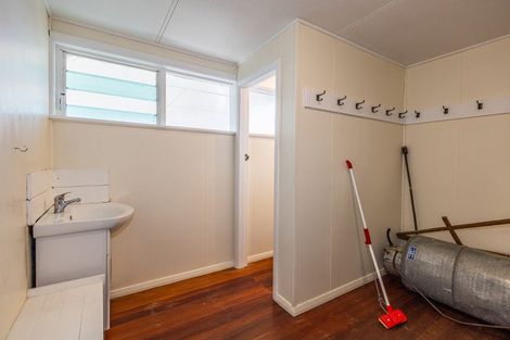 Photo of property in 18 Queen Street, Raetihi, 4632