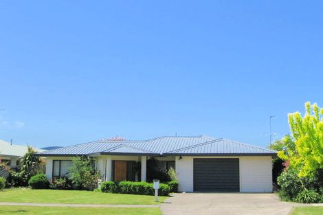 Photo of property in 3 Ruth Street, Riverdale, Gisborne, 4010