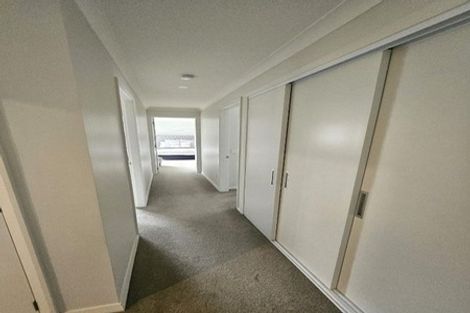 Photo of property in 34 Hanlow Place, Pyes Pa, Tauranga, 3112