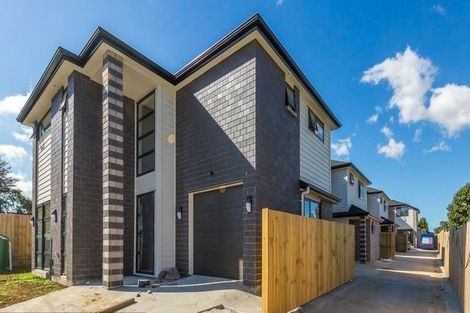 Photo of property in 7b Waiari Road, Conifer Grove, Takanini, 2112