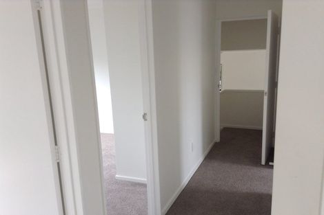 Photo of property in 2/5 Seine Road, Forrest Hill, Auckland, 0620