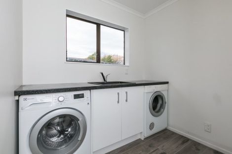 Photo of property in 56 Spriggs Crescent, Greenmeadows, Napier, 4112