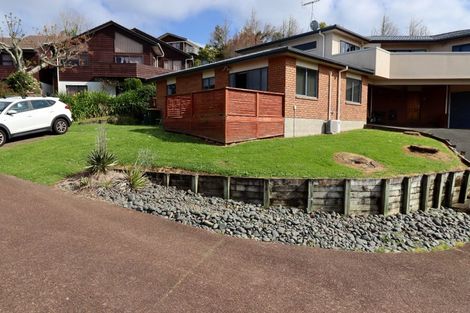 Photo of property in 8 Bretton Lane, Howick, Auckland, 2014