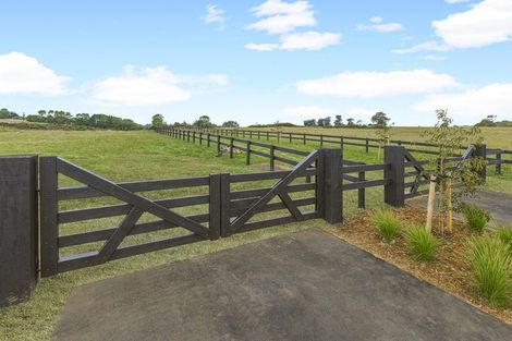 Photo of property in 430 Charles Road, Karaka, Papakura, 2580