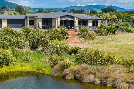 Photo of property in 37 Pingao Lane, Peka Peka, Waikanae, 5391