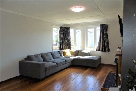 Photo of property in 85 Seddon Street, Naenae, Lower Hutt, 5011