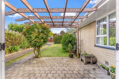 Photo of property in 34 Dunedin Street, Redwood, Christchurch, 8051