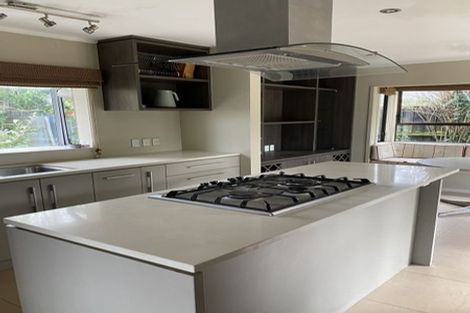 Photo of property in 26 Grenada Avenue, Forrest Hill, Auckland, 0620