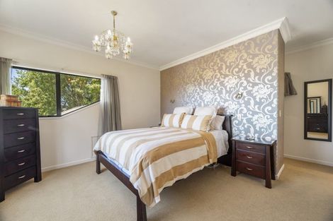 Photo of property in 17 Silich Street, Acacia Bay, Taupo, 3330