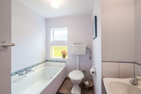 Photo of property in 4 Kereru Street, Waikanae, 5036