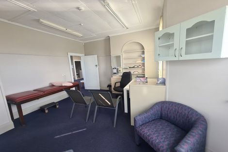 Photo of property in 2/225 Onewa Road, Birkenhead, Auckland, 0626