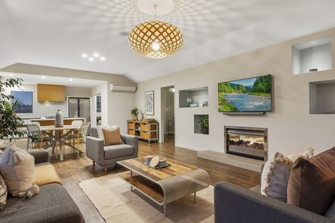 Photo of property in 610 Gloucester Road, Papamoa Beach, Papamoa, 3118