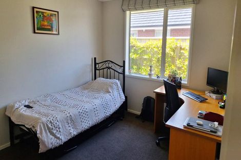 Photo of property in 18 Poulson Grove, Trentham, Upper Hutt, 5018