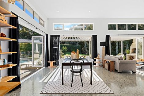 Photo of property in 32 Awanui Crescent, Matakana, 0985