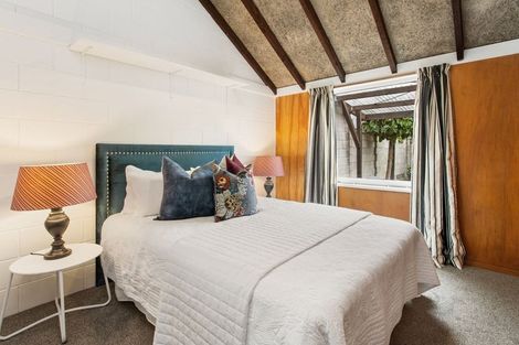 Photo of property in 305b Riccarton Road, Upper Riccarton, Christchurch, 8041