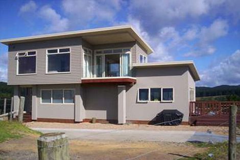 Photo of property in 103 Te Pamahue Drive, Whangamata, 3620