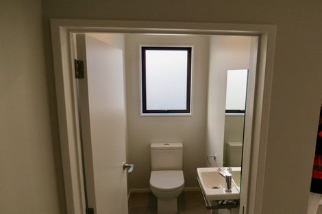 Photo of property in 49 O'meara Street, Swanson, Auckland, 0614