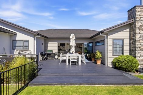 Photo of property in 6 Tuhua Close, Wharewaka, Taupo, 3330