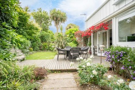 Photo of property in 49 Buick Crescent, Awapuni, Palmerston North, 4412
