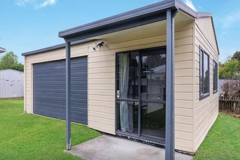 Photo of property in 8 Murray Road, Fairy Springs, Rotorua, 3015