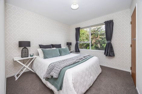 Photo of property in 35 Karen Crescent, Dinsdale, Hamilton, 3204