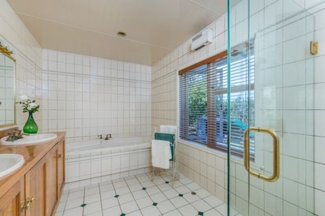 Photo of property in 73 Cobham Road, Kerikeri, 0230