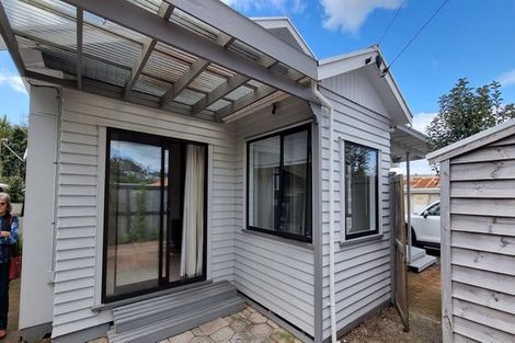 Photo of property in 86 Beach Road, Waihi Beach, 3611
