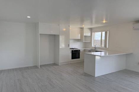 Photo of property in 17 Elan Place, Stanmore Bay, Whangaparaoa, 0932