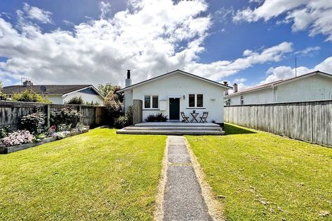 Photo of property in 16 Willis Street, Whanganui East, Whanganui, 4500
