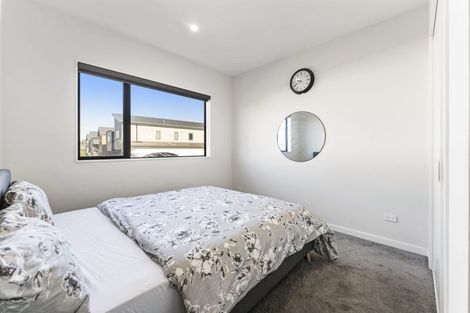 Photo of property in 33 Farranfore Road, Opaheke, Papakura, 2113