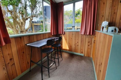 Photo of property in 3 Esplanade, Kaka Point, 9271