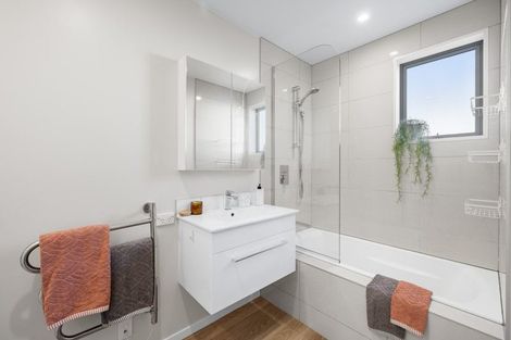 Photo of property in 2/11 Harvey Terrace, Richmond, Christchurch, 8013