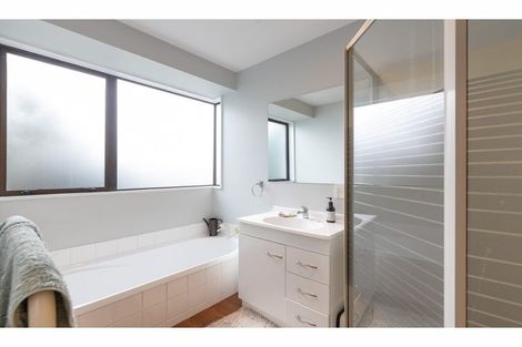 Photo of property in 2/22 Briarmont Street, Avondale, Christchurch, 8061