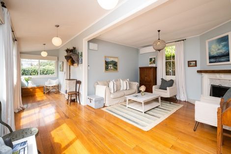 Photo of property in 15 Pipi Street, Te Awanga, 4102