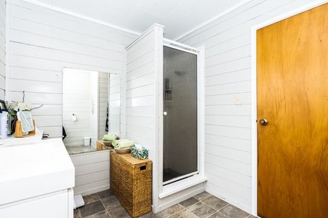 Photo of property in 14 Camellia Place, Hamilton Lake, Hamilton, 3204