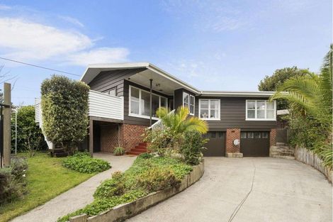 Photo of property in 97 Wallace Road, Mangere Bridge, Auckland, 2022